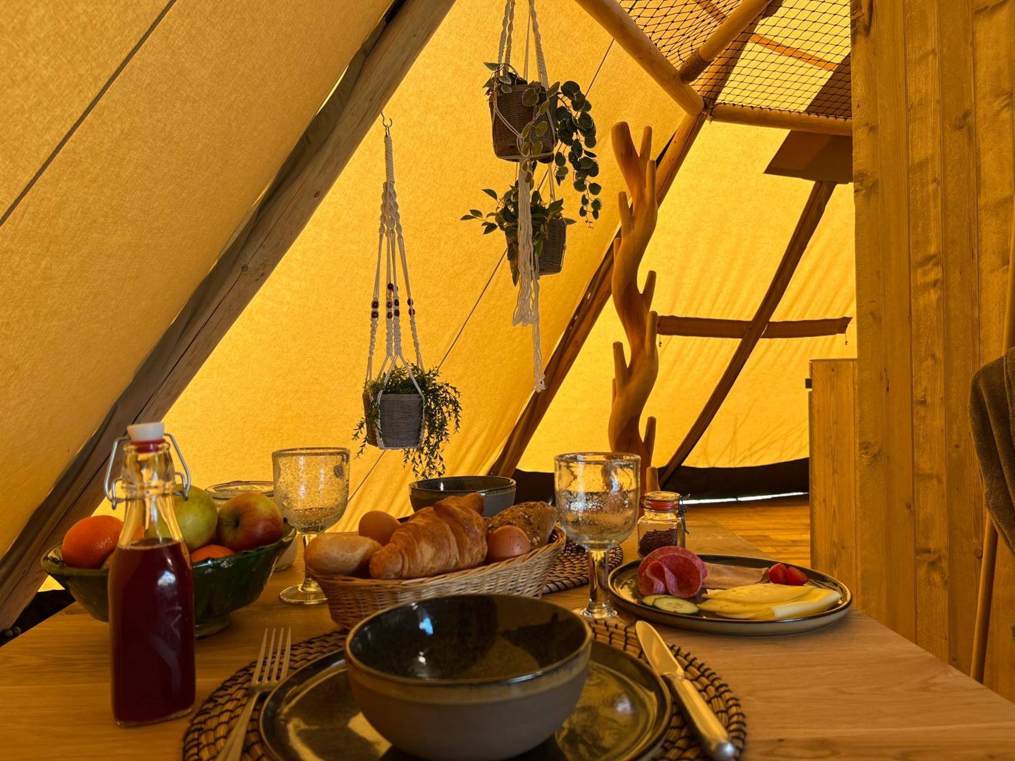 In De Hei Bed & Breakfast Mariahout ภายนอก รูปภาพ