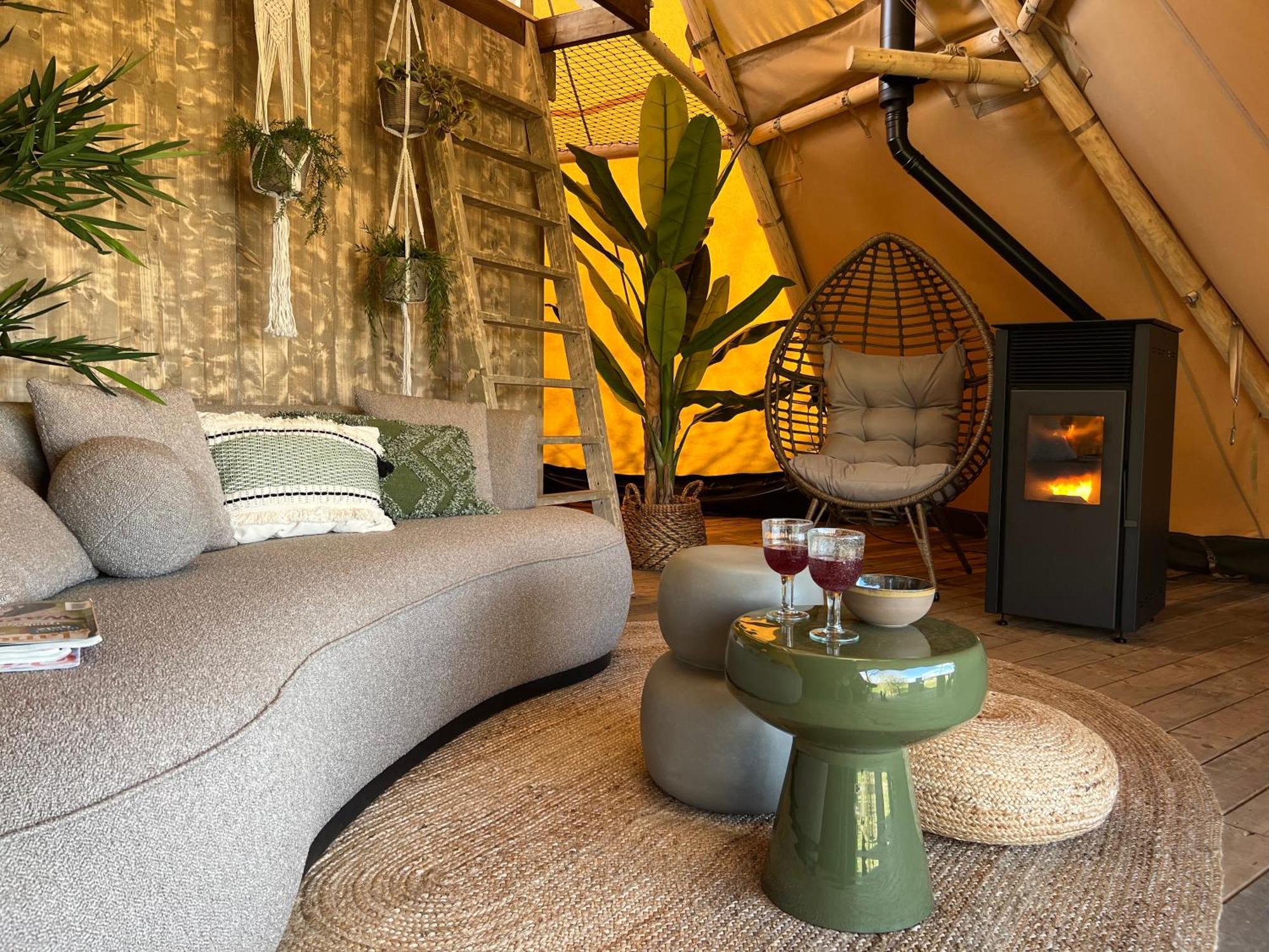 In De Hei Bed & Breakfast Mariahout ภายนอก รูปภาพ